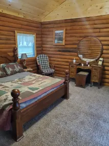 Vineyard Cabin Rental - Image 3