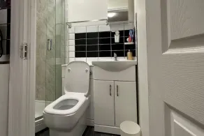 Studio - Sleeps 2 - Acton Park and Stn Close - Image 3
