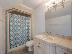 Surfside Cottage - Image 5