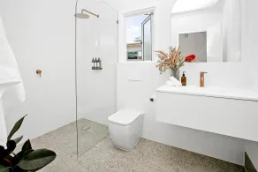 Modern Beach House in Heart of Pottsville - Image 3