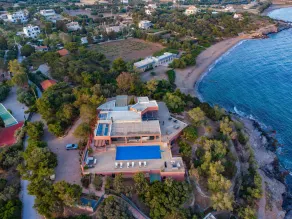 Black Diamond Beachfront Pool Villa Pasithea in Sounio, Athens - Image 4