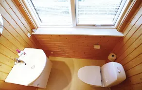 Beautiful home in Gudhjem with kitchen - Image 4