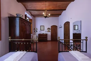 Villa Larniano - Image 5