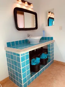 Casa Conga- boutique maison avec patios privés, piscine, à quelques minutes des plages et de la ville - Image 2