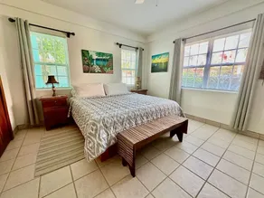 Oceanfront Family Escape with Free Kayaks & Bikes - Image 4