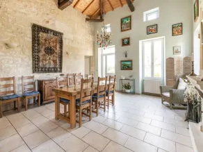 Lovely Chateau 25 Min From Bordeaux - Image 2