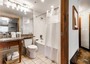Sundial C215 | Ski-in/Ski-out | Fireplace | Full Kitchen | Mountain Views | Pools & Hot Tubs - Image 5