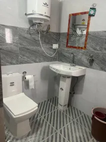 Universal Comfort Guest House - Image 2