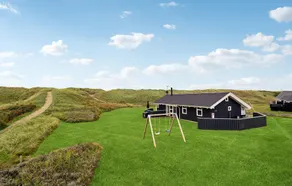 Amazing home in Harboøre with sauna - Image 3
