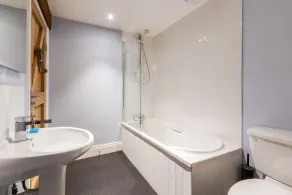Beautifully situated comfortable cottage and pottery, a perfect holiday base - Image 3