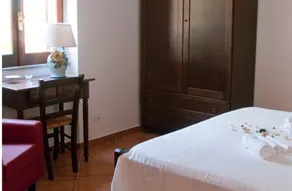 Kamelienzimmer mit Bad für Behinderte - Image 4