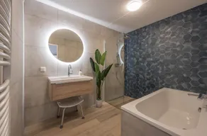 Waterfront holidayhome - Image 2