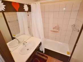 Studio 4 pers. avec balcon, près des pistes et du centre, garage, linge inclus, Morzine-Avoriaz - Image 2