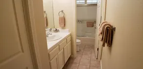 Bay View Ridge: Secluded Home w/Pool and Hot Tub - Image 4