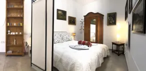 Casa de aldeia completamente renovado dividido em 4 apartamentos com pátio em Arico Vie - Image 4