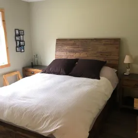 Twin Peaks Retreat- Cozy all-season cottage at beautiful Big Whiteshell Lake! - Image 3