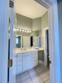 Waterfront Suite with Pool & Dock - Image 4