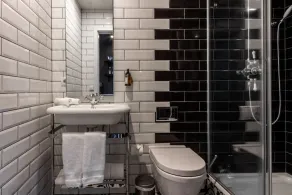 Vintage Apartment Hotel - Image 4
