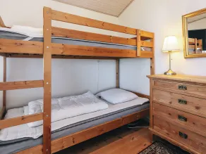 Luring Holiday Home in Poljana With Sea Nearby - Image 4
