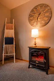 Cottage House on Little Hills Lake; Beach, Pier, Kayaks, Paddleboards & more - Image 2