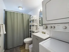 Updated Douglas Apartment, Near Downtown and Skiing - Image 2