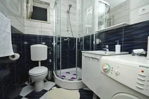 Apartment Stipe - Image 2