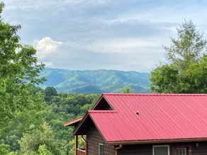 Private Cabin Getaway- Long Range Mountain View’s! - Image 4