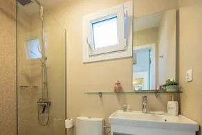 Villa Fig and Olive - Image 4