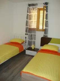 2-Zimmer-Ferienwohnung mit Terrasse Cres (A-15672-a) - Image 4