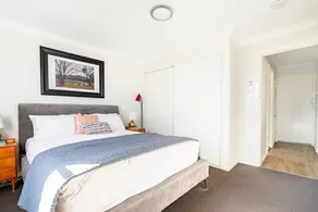 Flamingo House - 7 mins to Pokolbin wineries, dog friendly, fully fenced - Image 5