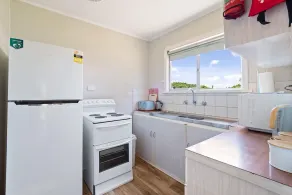 Hop Skip Cottage - Image 5