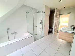 Luxurious 3BR Penthouse w terrace&parking - Image 5