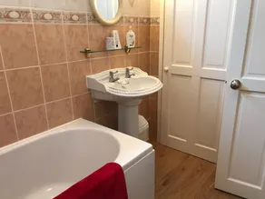 *** Three Bedroomed Detached Bungalow in Bowness With Parking and wifi **** - Image 4