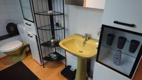 Beautiful spacious apartment, very quiet location, absolute relaxation - Image 5