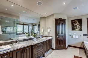 Westmount River Inn - Image 2