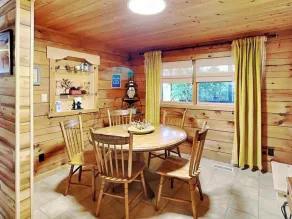 Cozy Cabin - Image 4