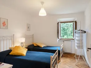 Smuk lejlighed i villa for 20 personer med WIFI, privat pool, TV, terrasse og kæledyr tilladt - Image 4