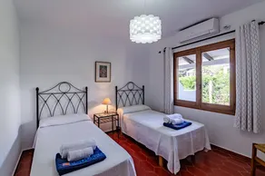 3 Bedroom Villa, Private Pool, Binibeca, 300m to the Beach - Image 5