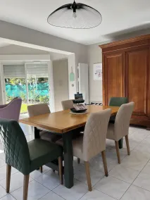 Peaceful accommodation in a private garden for 2-4 people, with private enclosed parking. - Image 5