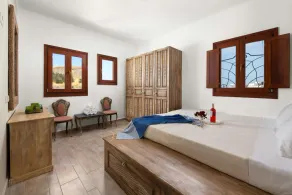 Luxury 3 Bedroomed Traditional House In Lindos Village, Rhodes - Image 4