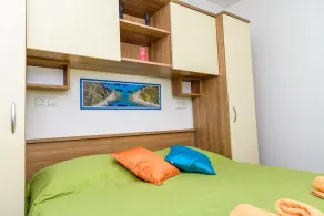 Apartment in Mali Lošinj with Seaview, Balcony, Air condition, WIFI (4896-2) - Image 4