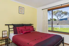 Ikumi - Port Elliot Beach House - Image 5