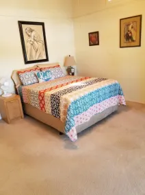Cozy Lake Front Cottage w/dock, perfect family retreat! - Image 3