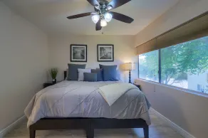 SCOTTSDALE CONDO/OLDTOWN ACROSS STREET FROM FASHION SQUARE MALL...NEW REMODEL - Image 4