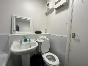 River View Apartment - Image 4