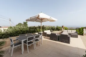 Spacious detached Family-friendly Villa/Bungalow with Pool having OPEN SEA VIEWS - Image 2