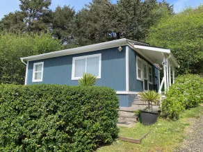 Sunset Beach Cottage, charmant, propre et confortable avec vue sur l'océan - Image 4