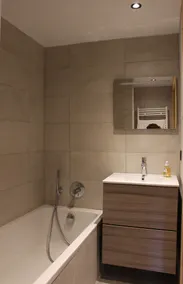Bellissimo appartamento, semi-chalet, ai piedi delle piste, in un residence con piscina - Image 5