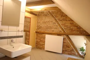 MCM Comfort Apartment Gamma con 2 camere da letto, completamente rinnovato - Image 3