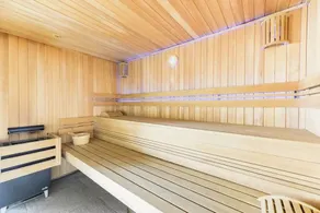 Luxury 2 Bedroom Apartment with view of Mont Blanc - Image 2
